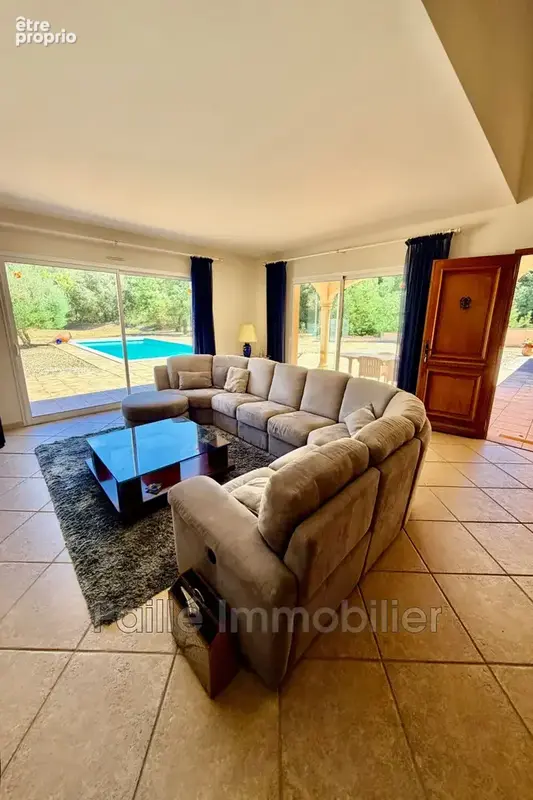 Maison 9 pièces 315 m² à vendre à Soulac-Sur-Mer (33780) - photo 5