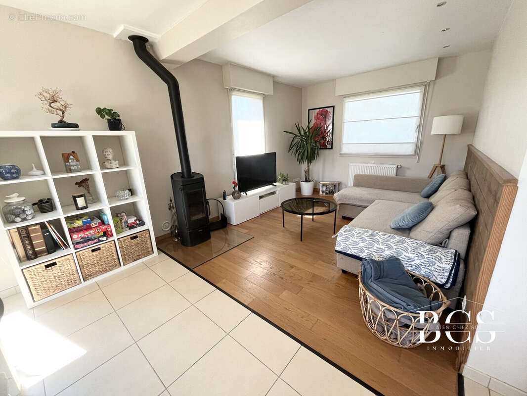 Maison à THUN-SAINT-AMAND