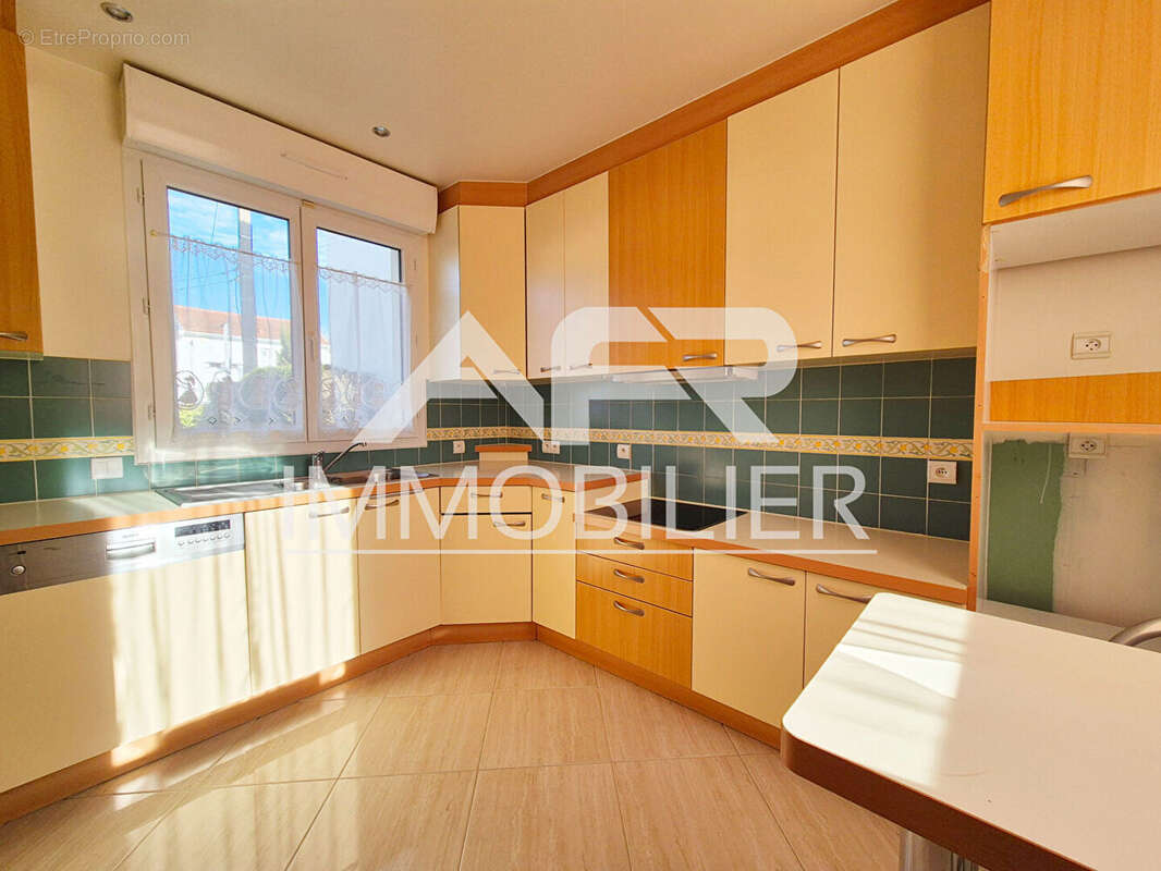 Maison à CARRIERES-SUR-SEINE