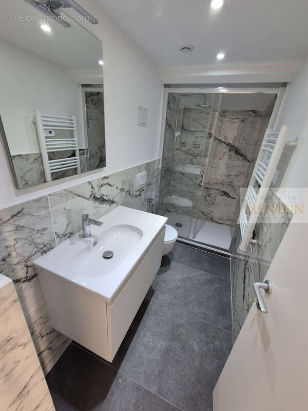 Appartement à MENTON
