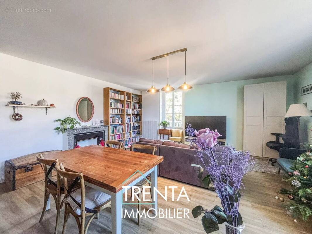 Appartement à VOIRON