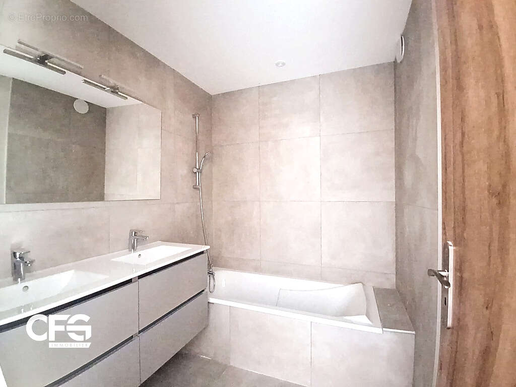 Appartement à LA MOTTE-SERVOLEX