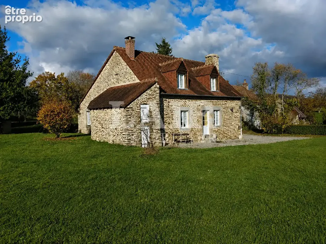 Maison à CHAMPFREMONT
