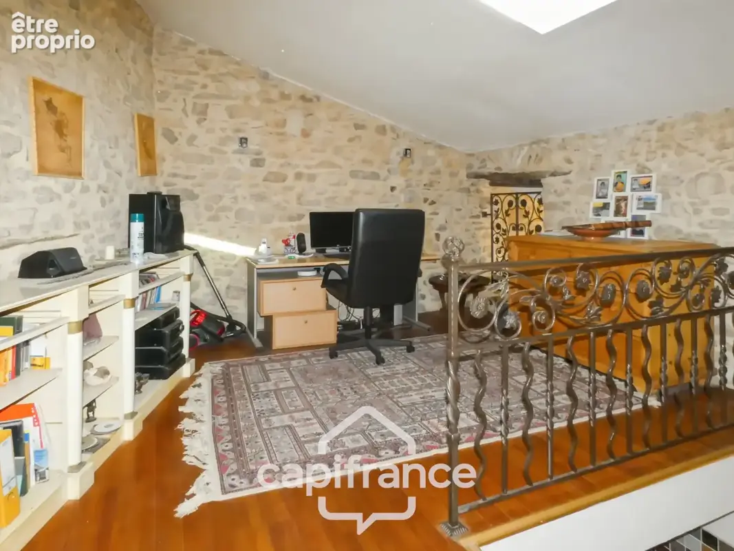 Laudun-maison de village 90m² avec cour et terrasse - photo 4