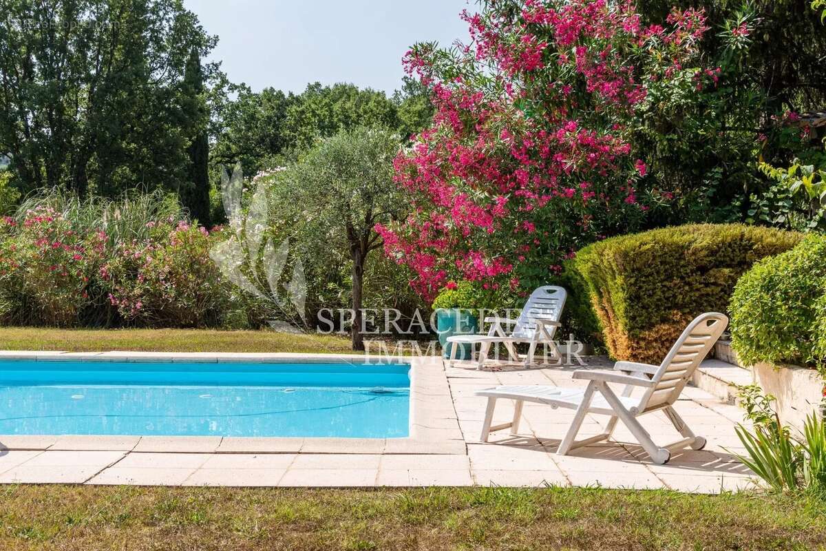 Grasse Saint-Jacques -  Ravissant mas provençal avec piscine - photo 3