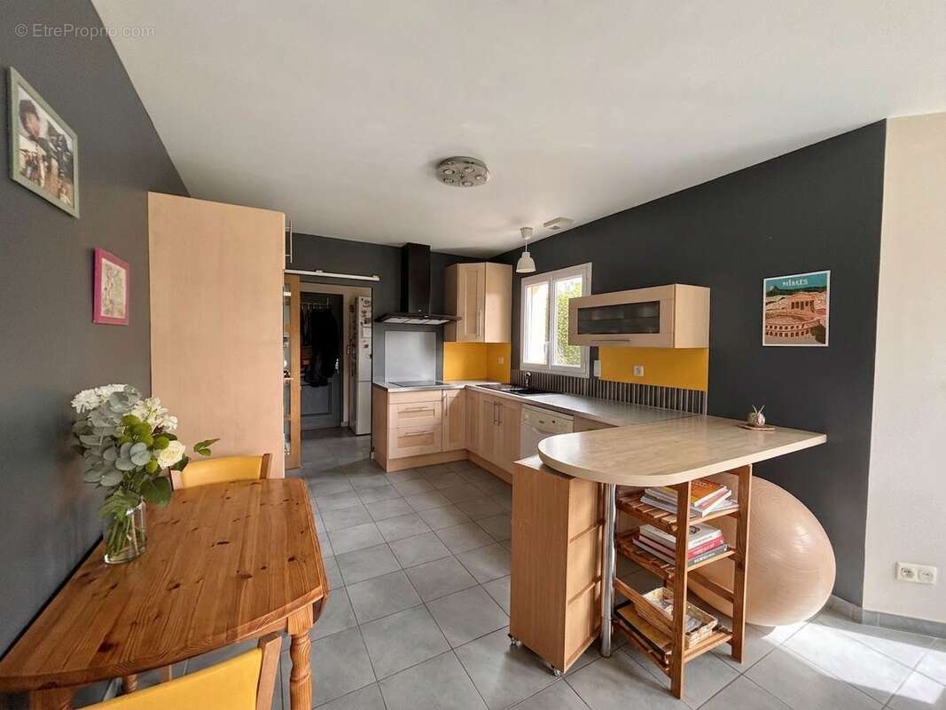 Maison 112 m² à Sainte-Suzanne-Sur-Vire  - photo 6