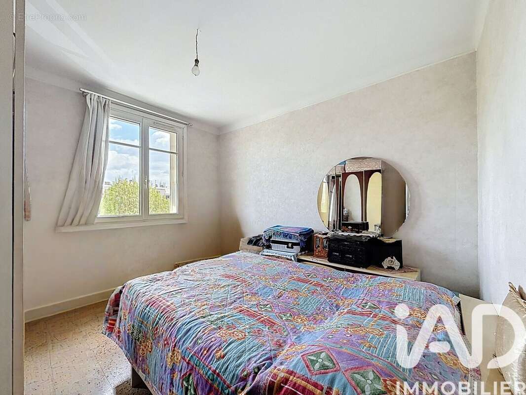 Photo 5 - Appartement à CHOISY-LE-ROI