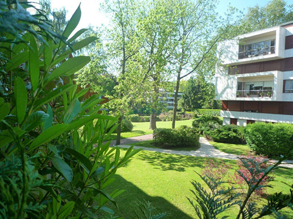 Appartement à LOUVECIENNES
