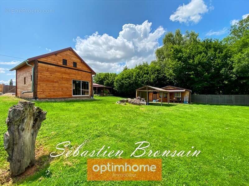 Maison à MONT-SOUS-VAUDREY