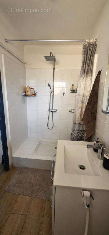 Toulon est - la palasse - t2 renove avec balcon et cave - photo 5