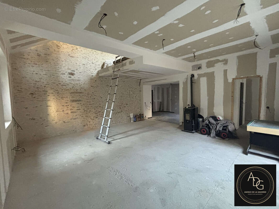 Maison 180 m² à Dourdan  - photo 4