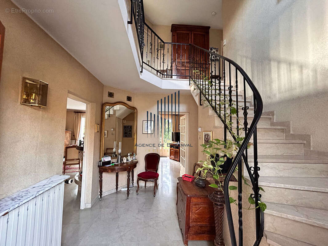 Maison à RUEIL-MALMAISON