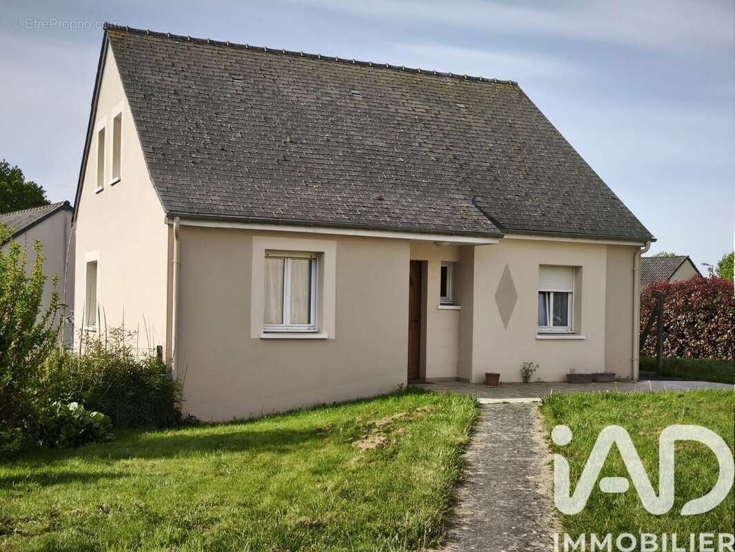 Photo 3 - Maison à VILLAINES-LA-JUHEL