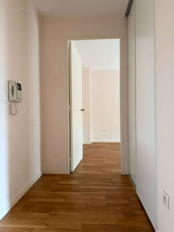 Appartement à CHILLY-MAZARIN