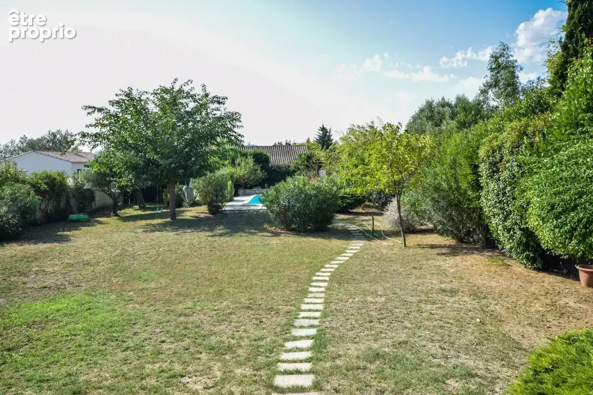 Maison avec piscine, trois chambres avec possibilité d'une quatrième, Rochefort du Gard - photo 11