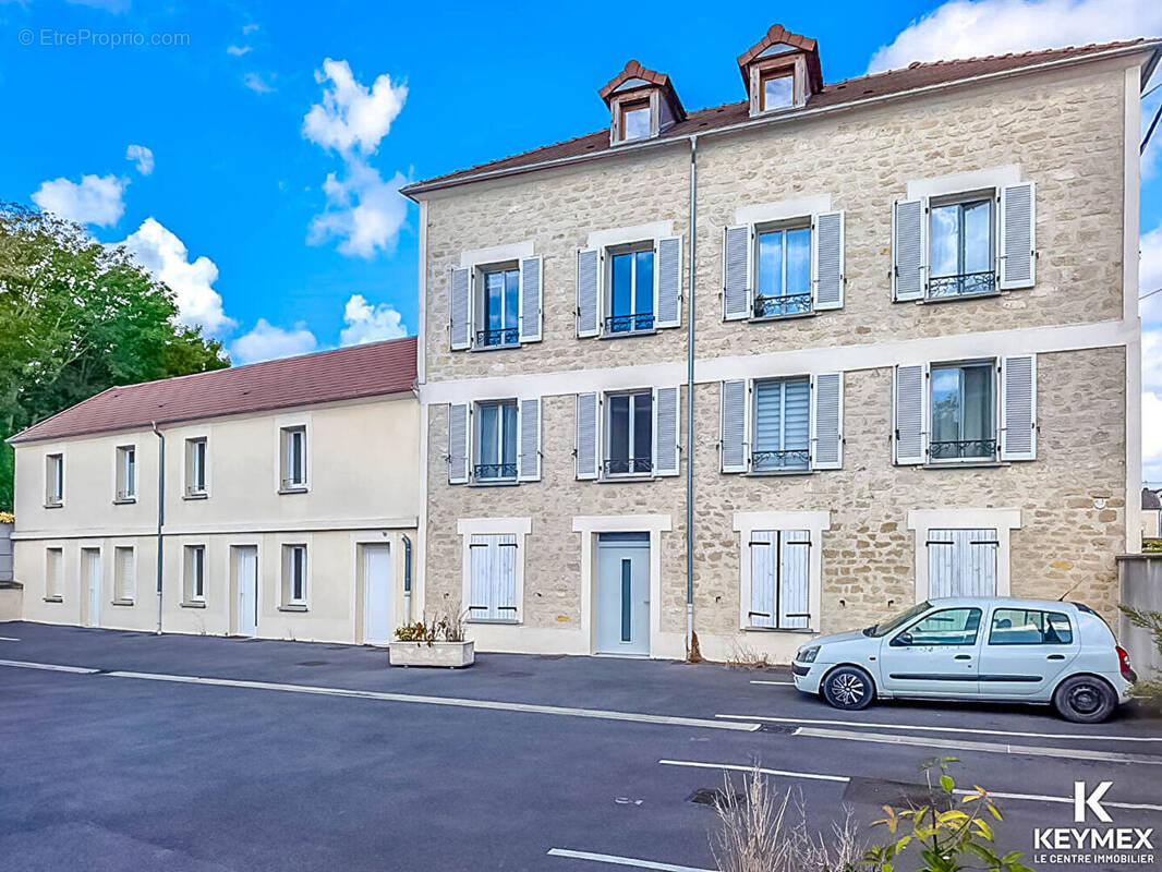 Appartement à PERSAN