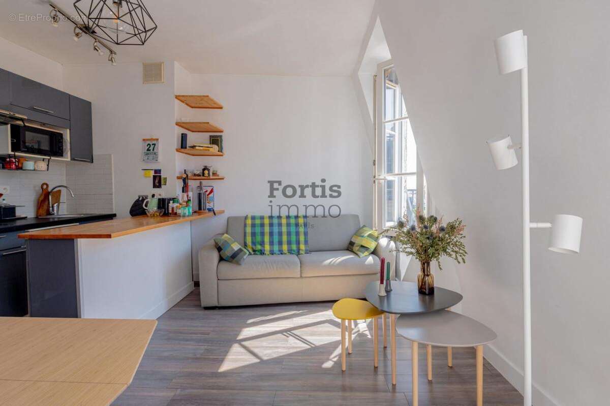 Appartement à PARIS-18E