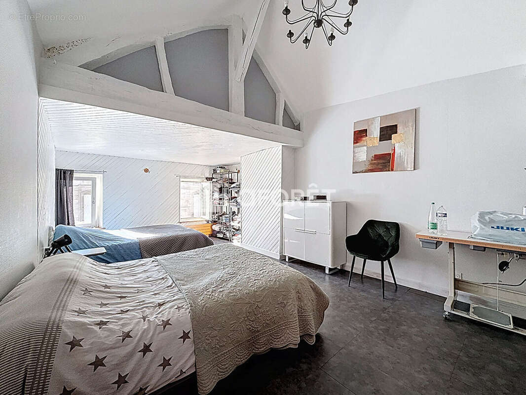 Appartement à NEUFCHATEAU