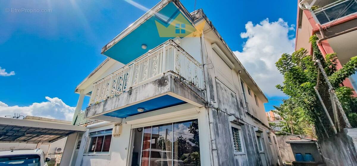 Maison à FORT-DE-FRANCE