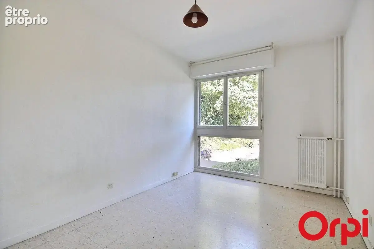 Appartement T5 à vendre - Terrasse - Parking - La fourragère -13012 Marseille - photo 14