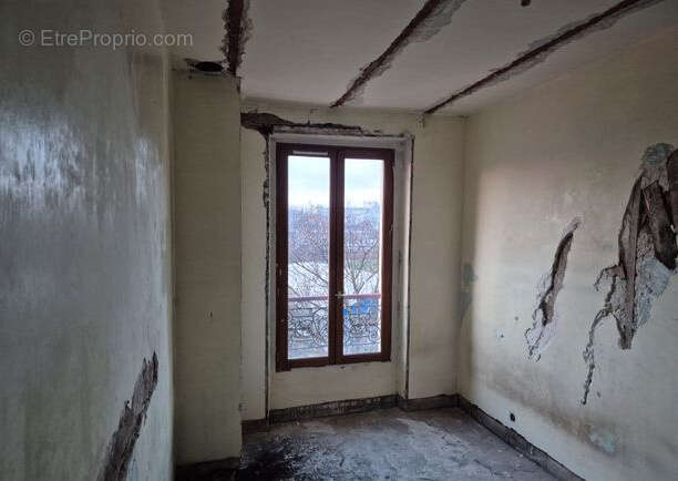 Appartement à PARIS-18E