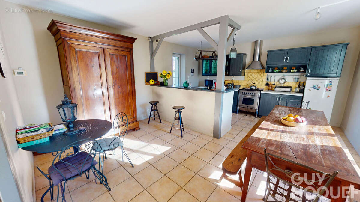 Maison à NANTEUIL