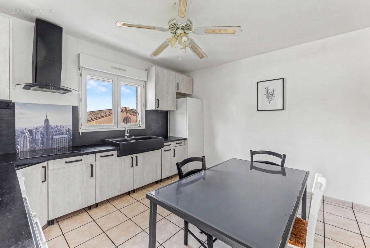 Maison à DREMIL-LAFAGE