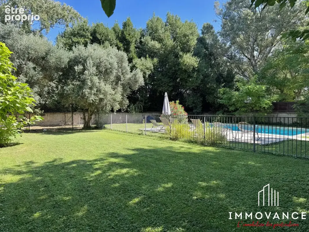 Maison 8 pièces 335 m² à vendre à Aimargues (30470) - photo 4
