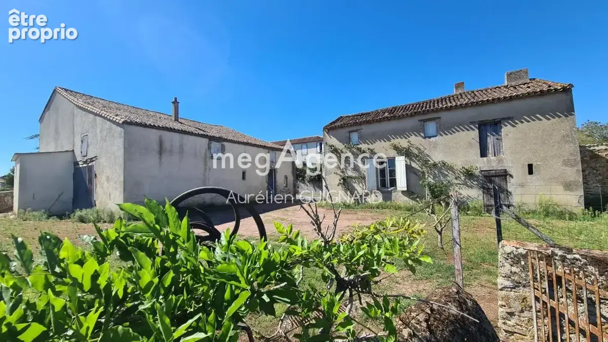 Maison à FAYE-L'ABBESSE