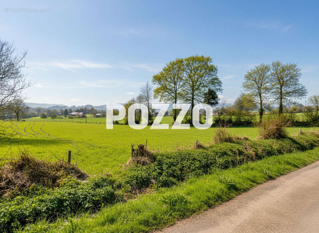 Terrain à SOURDEVAL