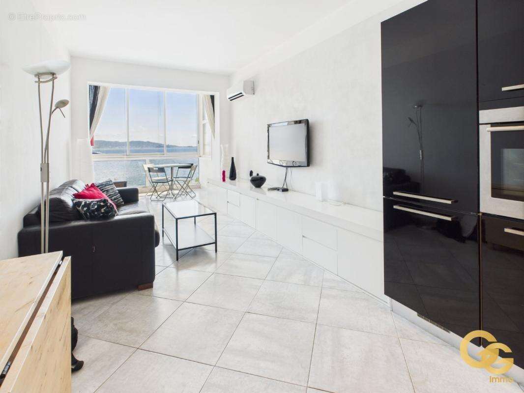 Appartement à THEOULE-SUR-MER