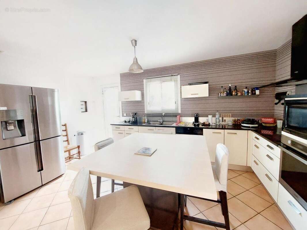 Maison à VILLETELLE