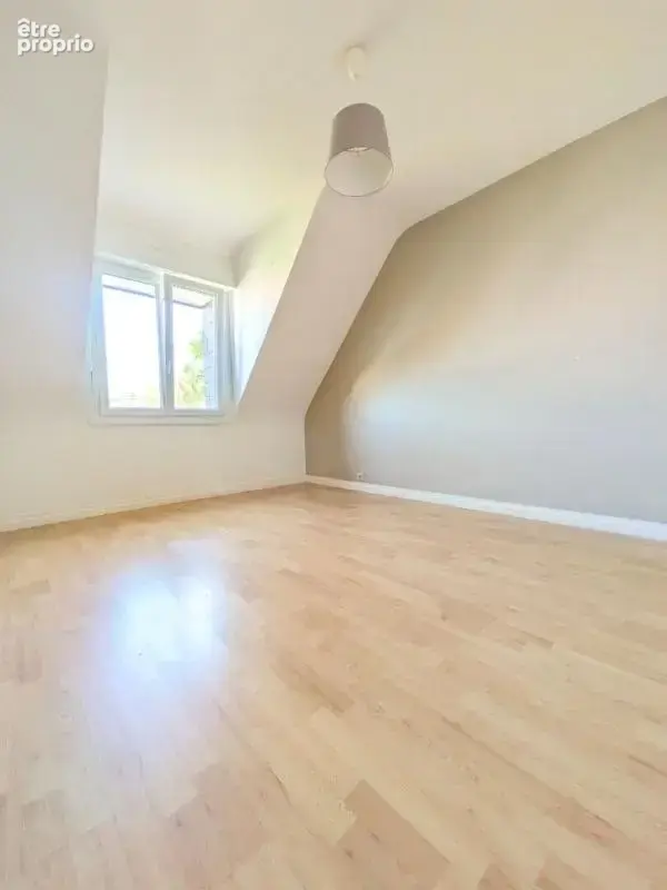 Maison à fort potentiel - 4 chambres - photo 10