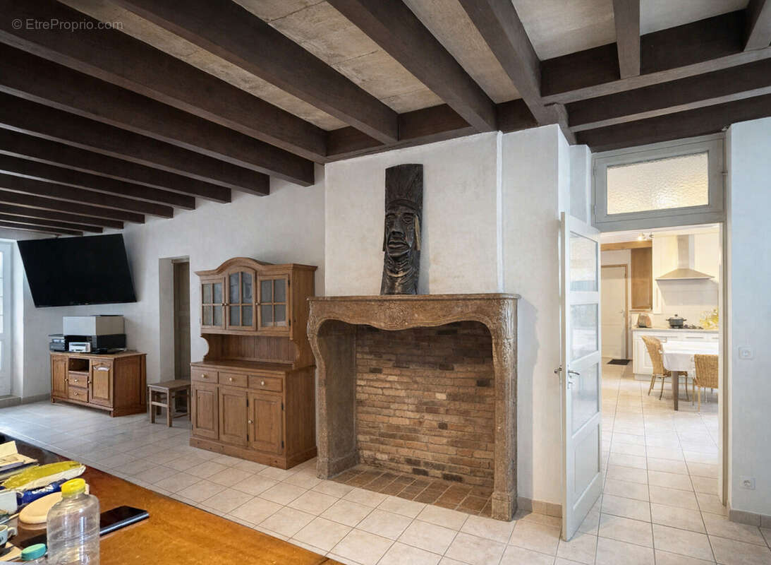 Maison à CHARNAY-LES-CHALON