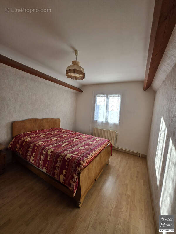 Maison à MAGNY-LES-HAMEAUX