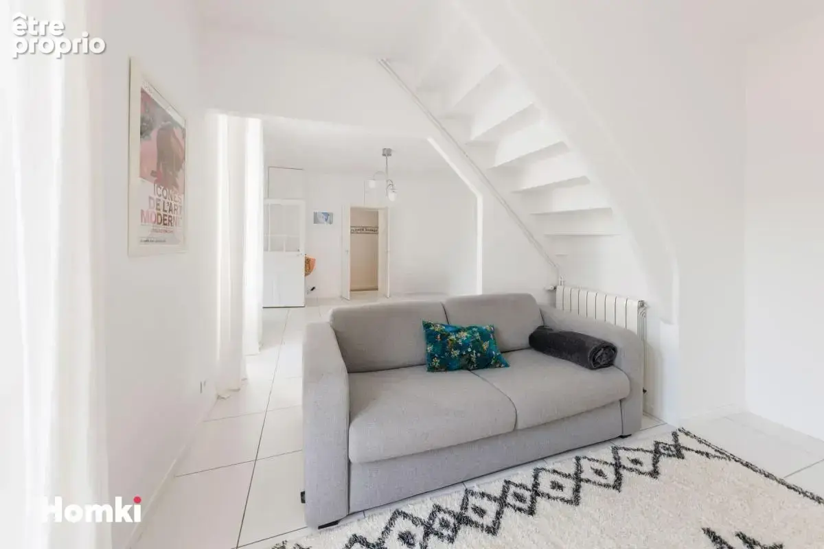 À vendre – Jolie maison familiale de 124 m2 sur les hauteurs de Royat - photo 7