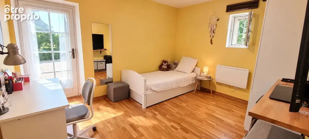 Exclusivite : authentique ensemble immobilier sur 5831 m² de terrain . - photo 11