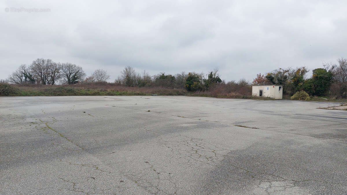 Commerce à POITIERS