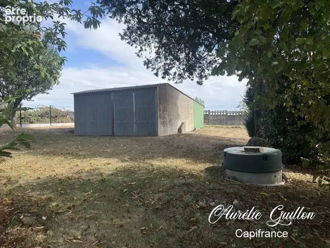 Maison en pierre à réhabiliter – terrain constructible 1 300 m², garage – Ploërmel - photo 3