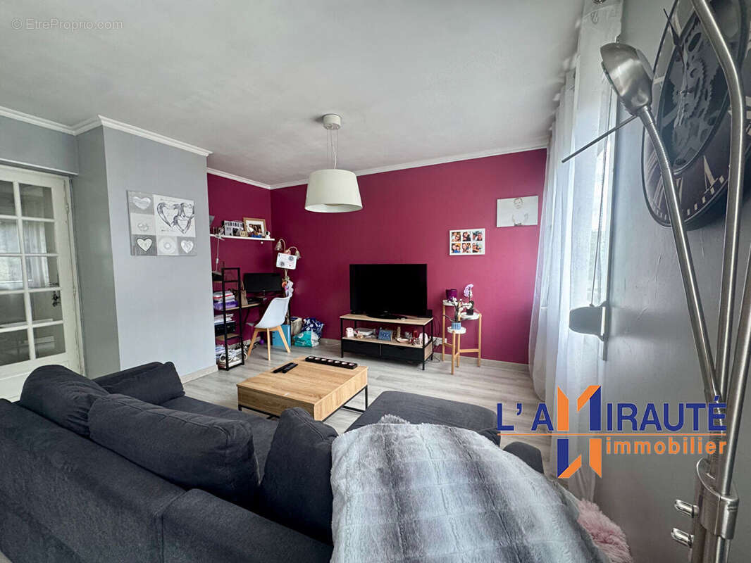 Appartement Houilles 4 pièce(s) 61.42 m2 - photo 2