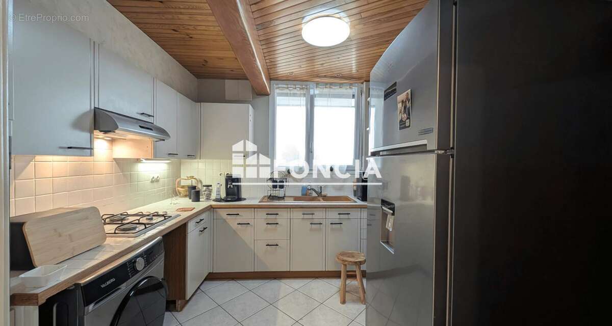 Appartement à CHILLY-MAZARIN