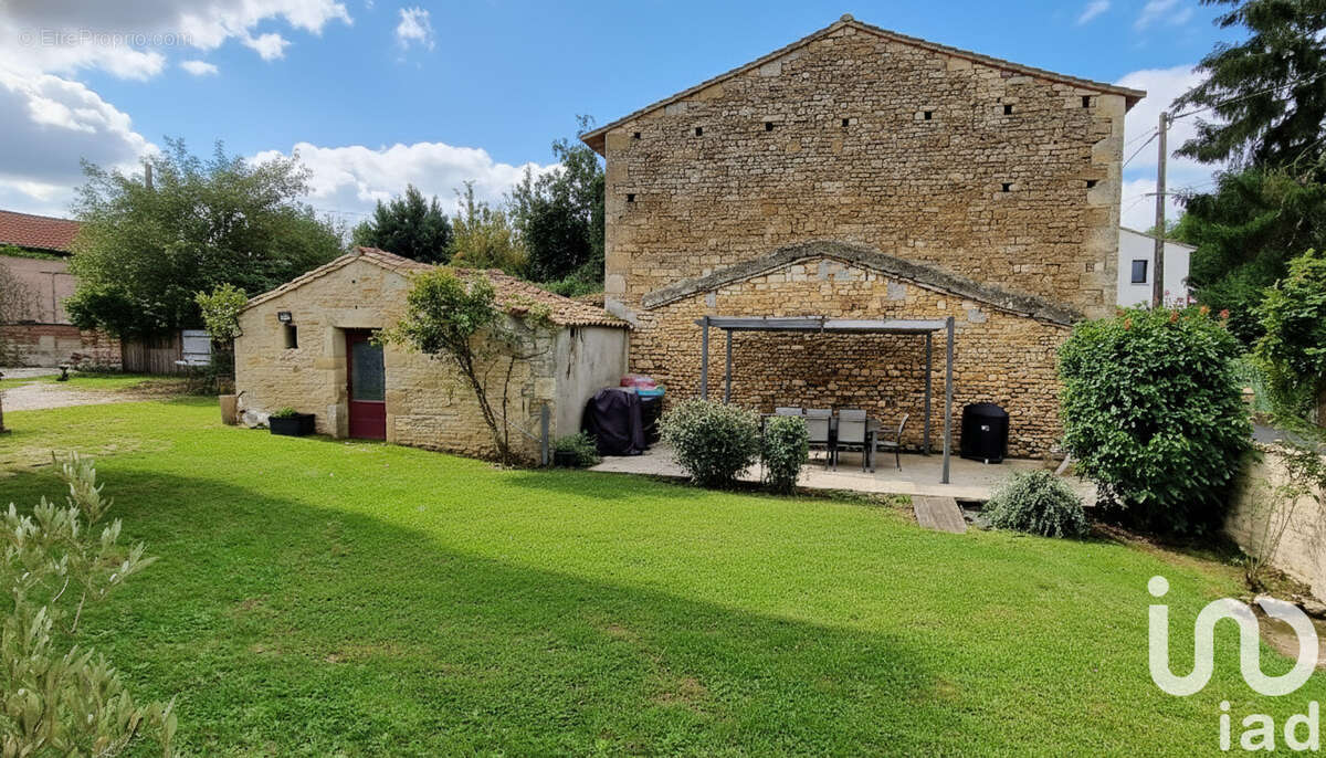 Photo 3 - Maison à AIGONNAY