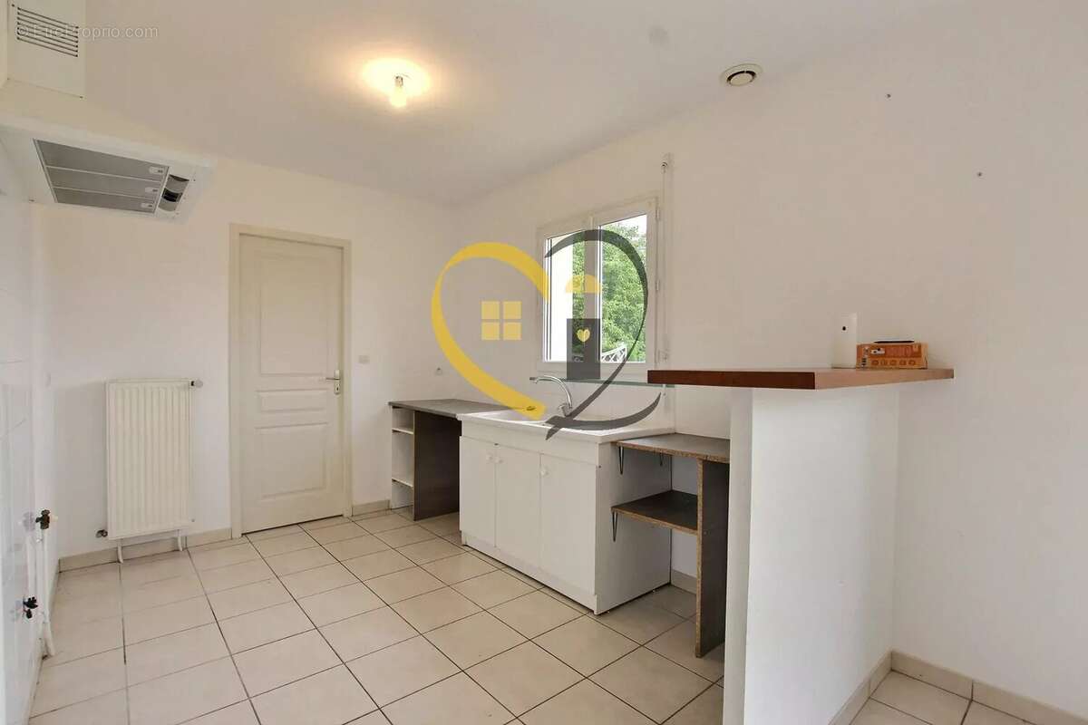 Maison 86 m² à Saint-Martin-D'auxigny  - photo 10