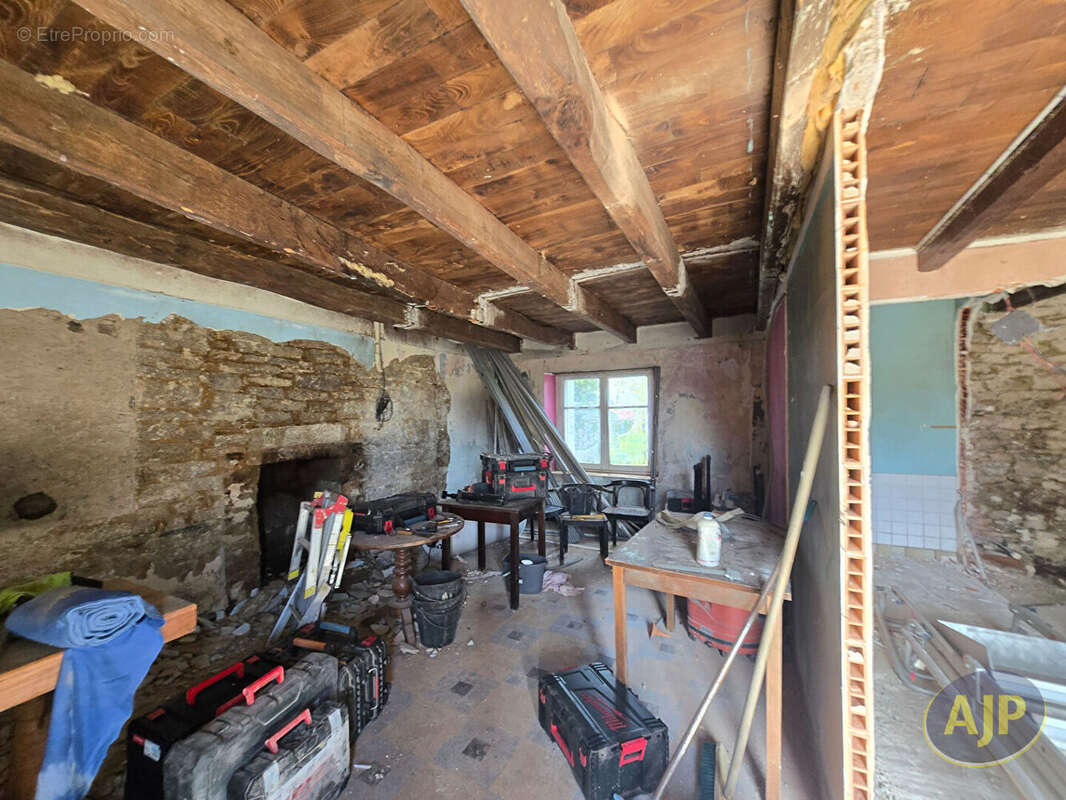 Maison à CRUGUEL