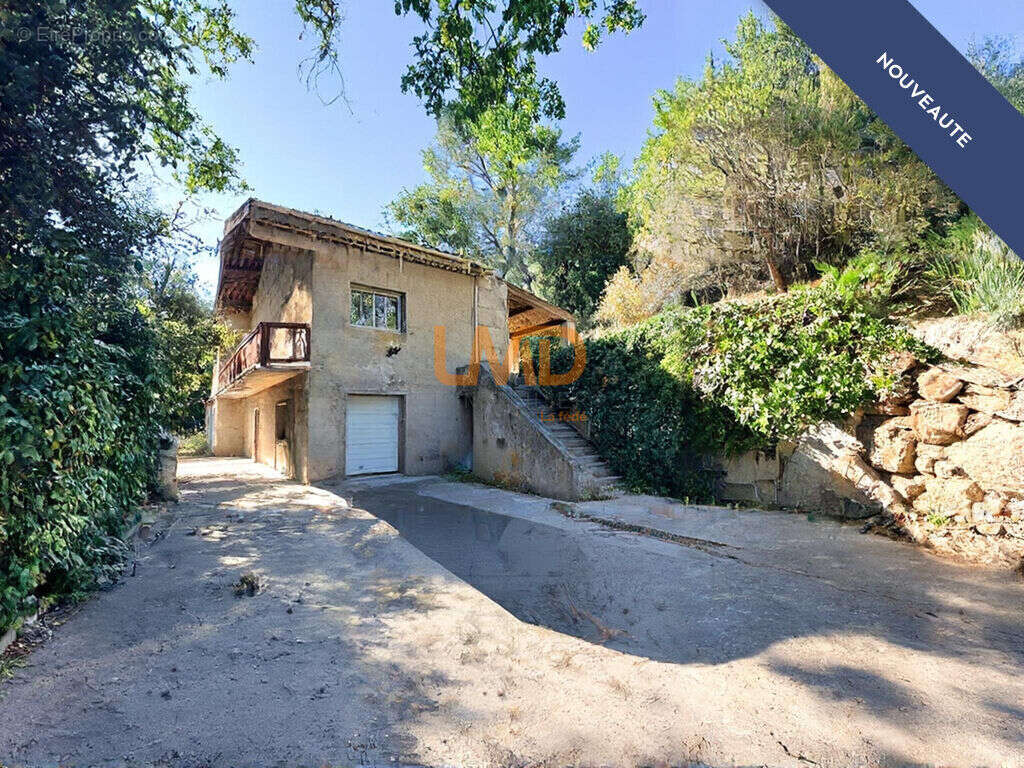 Maison à CALLAS