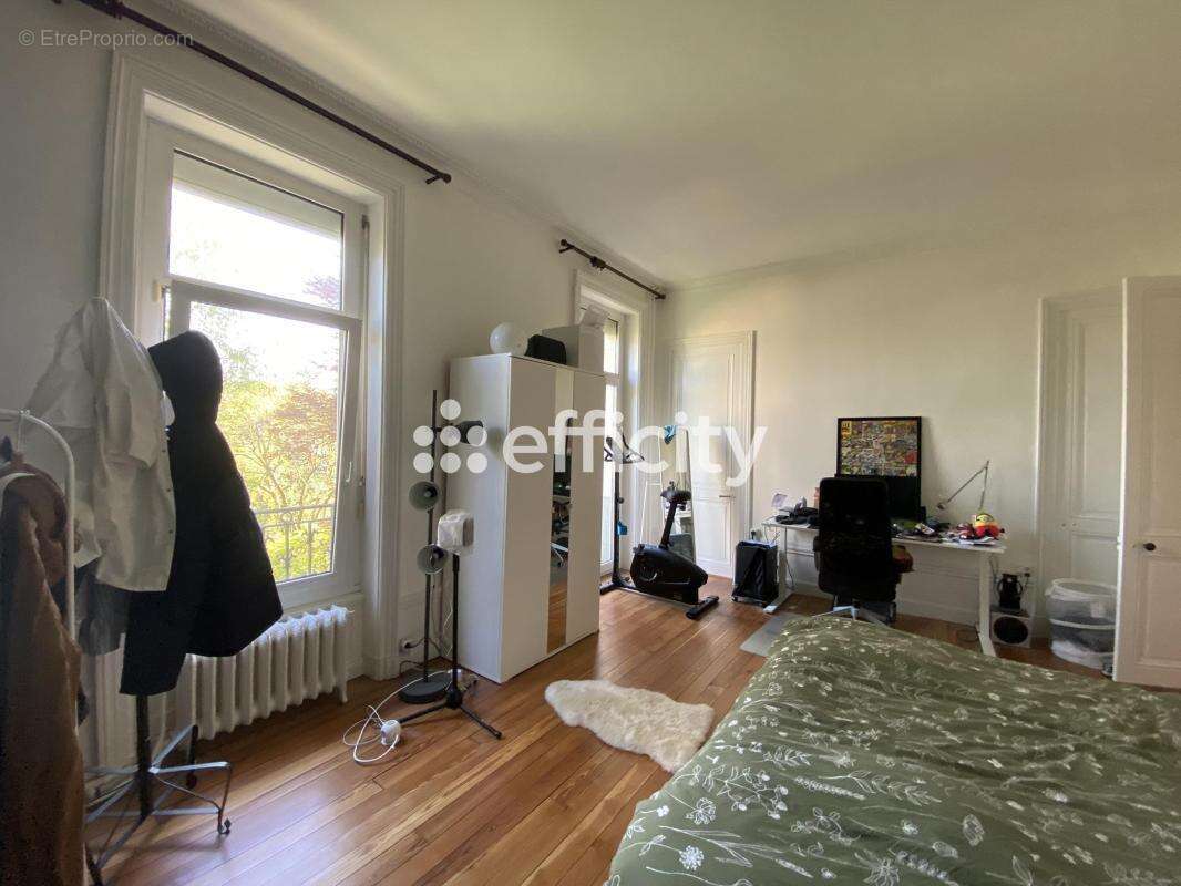 Maison à SAINT-ETIENNE