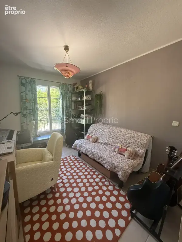 Belle villa avec piscine secteur très calme et sécurisé avec vue sur le Verdon. - photo 9