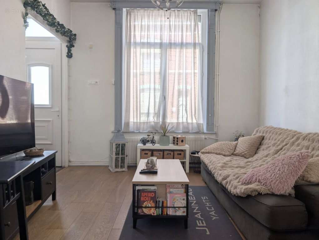 Maison à LA MADELEINE