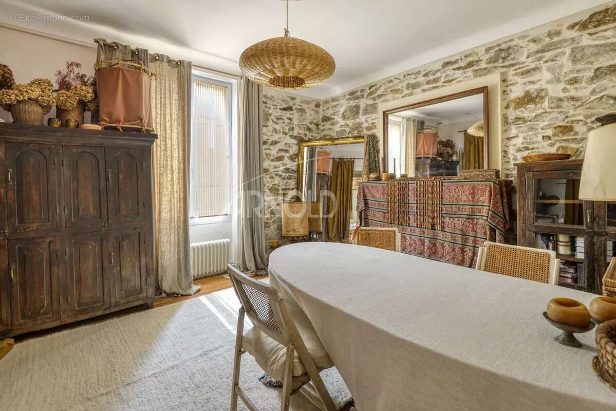 Maison de charme Saint -Etienne De Montluc - photo 14