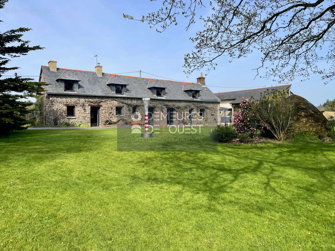 Maison à SAINT-GONLAY